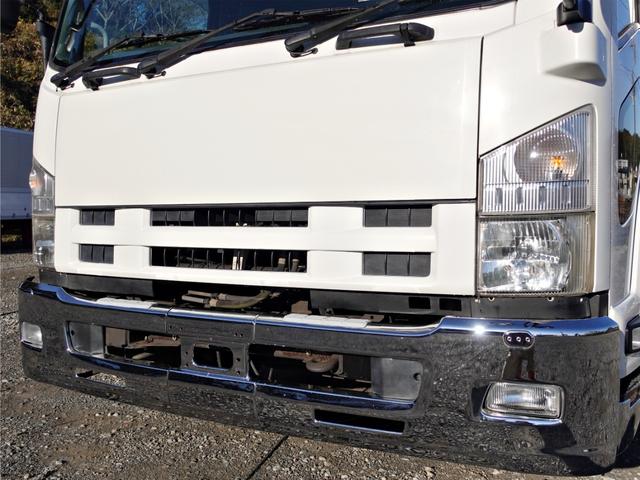 2010 Isuzu Forward – thumbnail 4