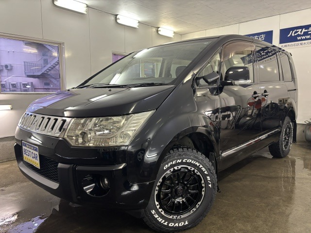 2011 Mitsubishi Delica D:5