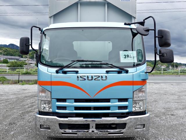 2011 Isuzu Forward – thumbnail 3