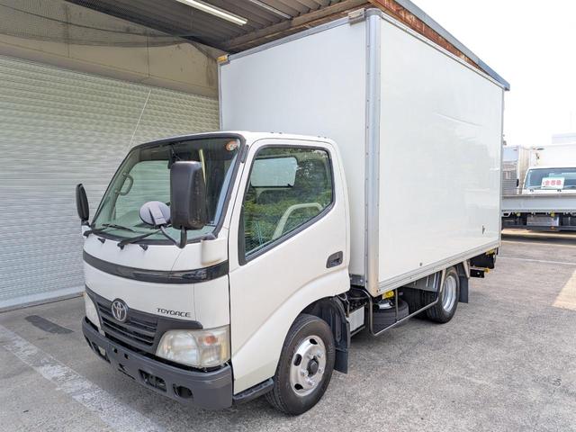 2009 Toyota ToyoAce – thumbnail 4