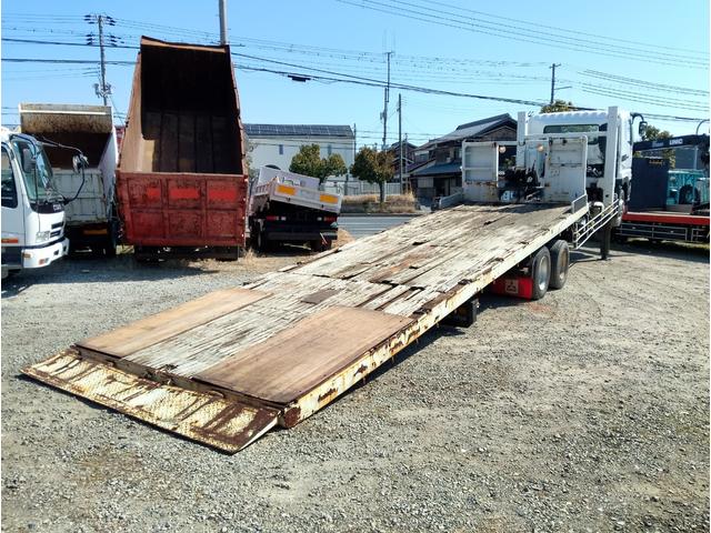 2001 Mitsubishi Fuso Super Great – thumbnail 2