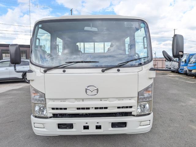 2009 Mazda Titan – thumbnail 3