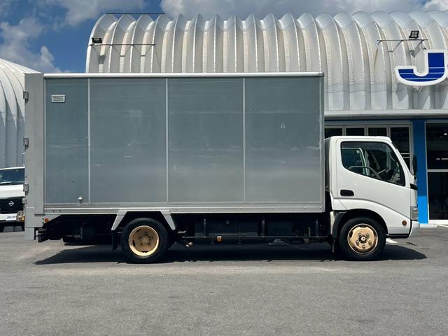 2009 Toyota Dyna – thumbnail 4