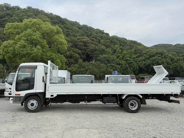 2006 Isuzu Forward – thumbnail 4