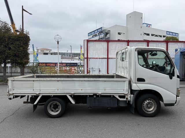 2004 Toyota Dyna – thumbnail 4
