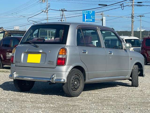 1999 Daihatsu Mira Gino – thumbnail 3