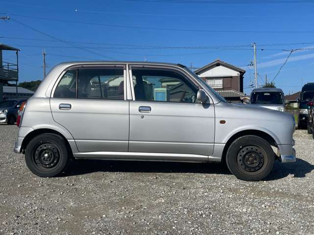 1999 Daihatsu Mira Gino – thumbnail 4