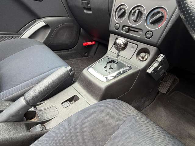 2004 Daihatsu Copen – thumbnail 2