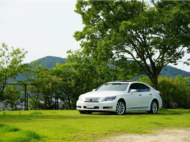 2011 Lexus LS Hybrid