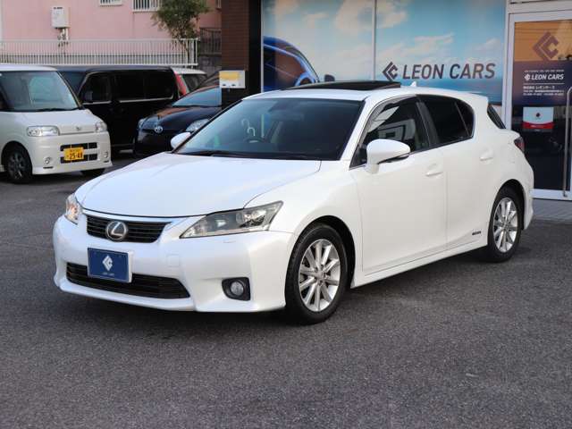 2011 Lexus CT – thumbnail 2