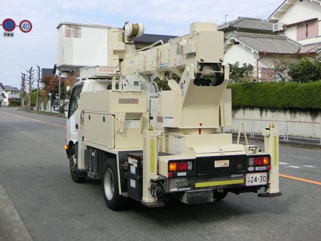 2010 Toyota Dyna – thumbnail 4