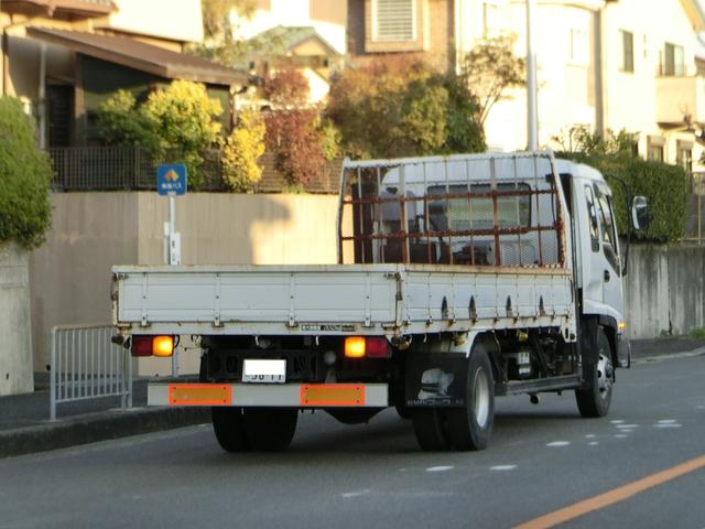 2005 Isuzu Forward – thumbnail 3