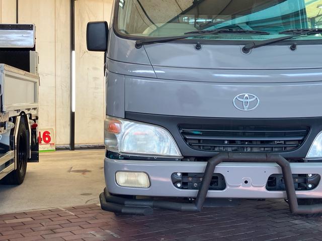 2005 Toyota Dyna – thumbnail 4