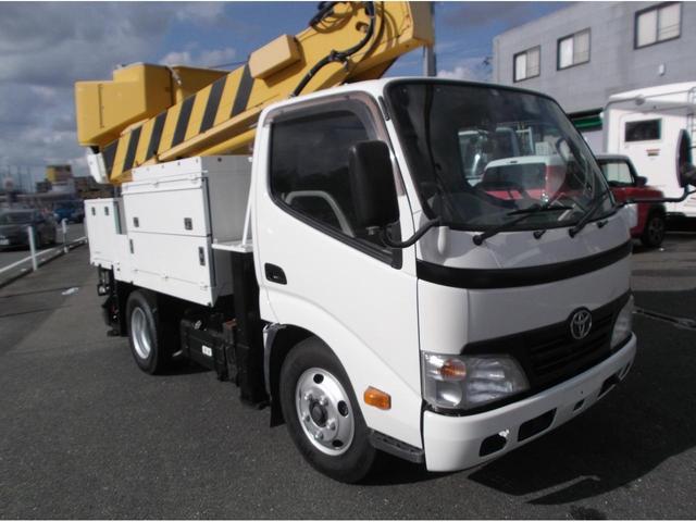 2011 Toyota Dyna – thumbnail 2