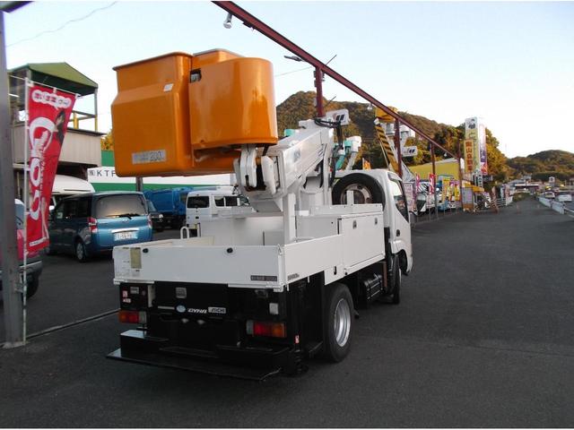 2009 Toyota Dyna – thumbnail 4