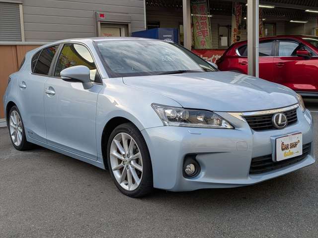 2011 Lexus CT – thumbnail 2