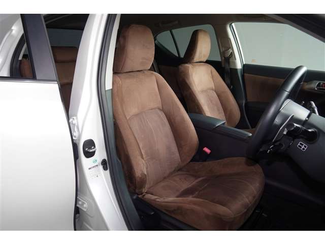 2011 Lexus CT – thumbnail 4