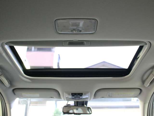 2011 Lexus CT – thumbnail 4