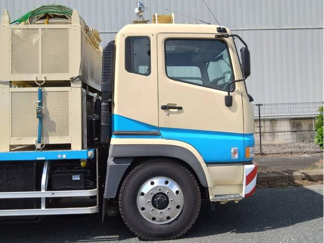 2000 Mitsubishi Fuso Super Great – thumbnail 4