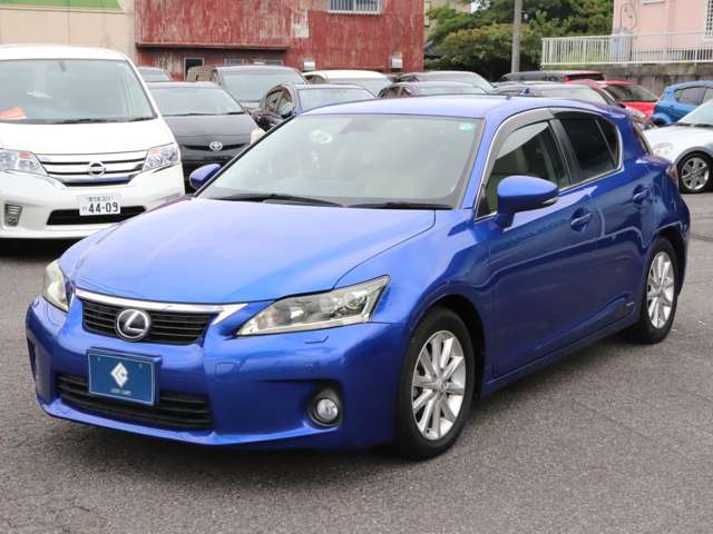2011 Lexus CT – thumbnail 2
