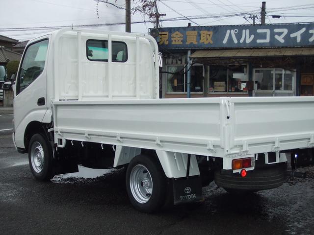 2009 Toyota ToyoAce – thumbnail 4