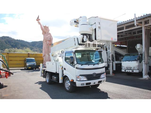 2010 Toyota ToyoAce – thumbnail 2