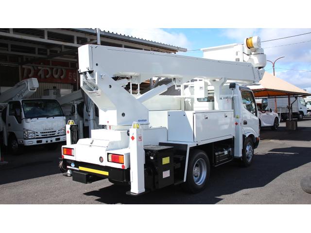 2010 Toyota ToyoAce – thumbnail 3