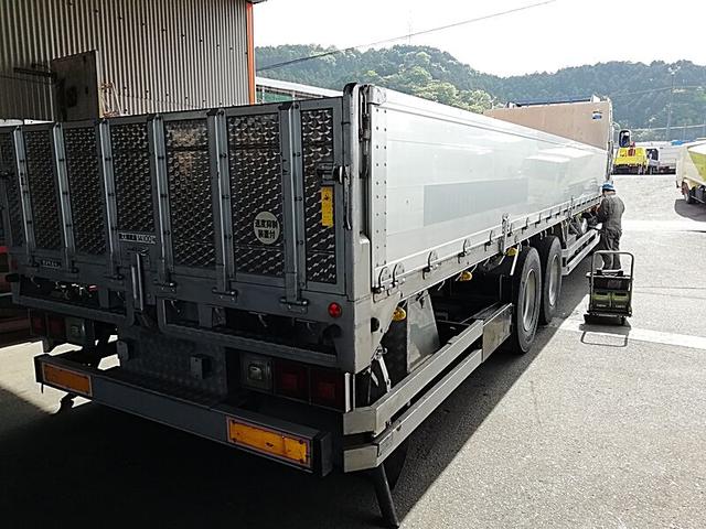 2007 Isuzu Giga – thumbnail 4