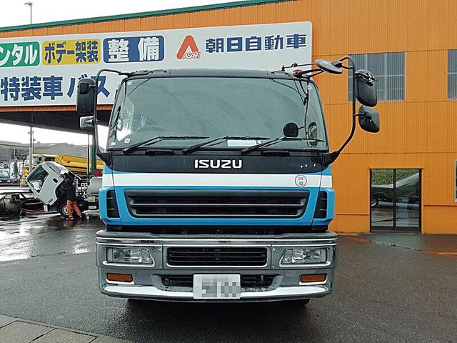 2003 Isuzu Giga – thumbnail 2