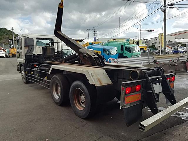 1996 Isuzu Giga – thumbnail 4