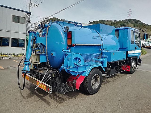 1999 Isuzu Forward – thumbnail 3