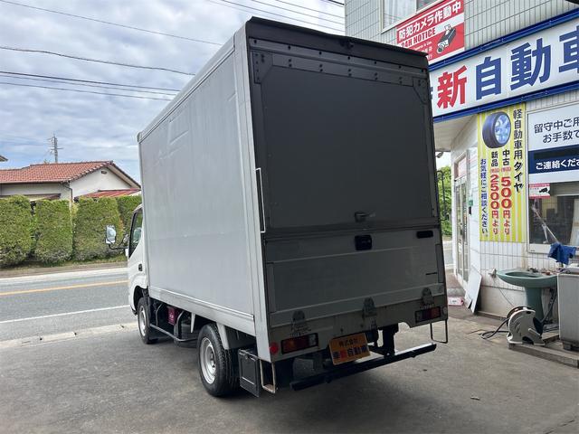 2008 Toyota Dyna – thumbnail 3