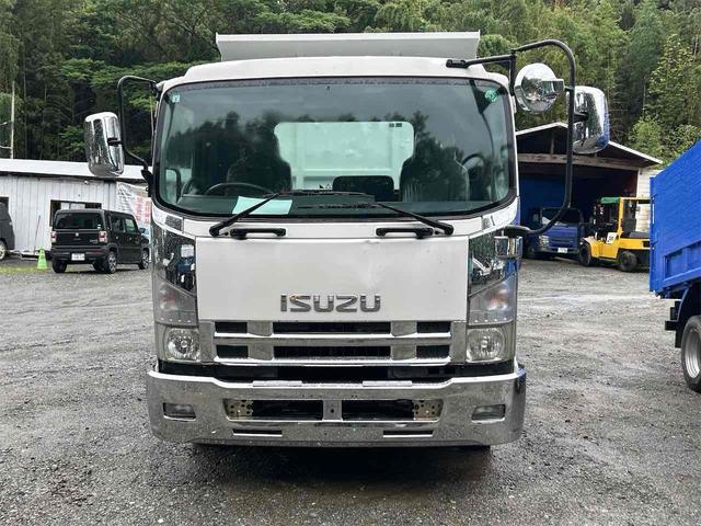 2011 Isuzu Forward – thumbnail 2