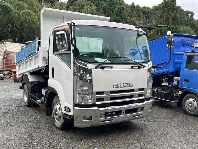 2011 Isuzu Forward – thumbnail 3