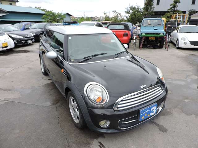 2011 MINI MINI Clubman – thumbnail 3