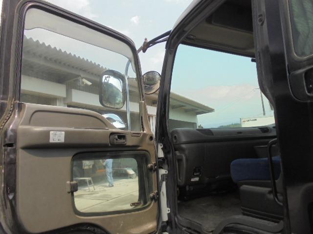 2009 Isuzu Giga – thumbnail 4
