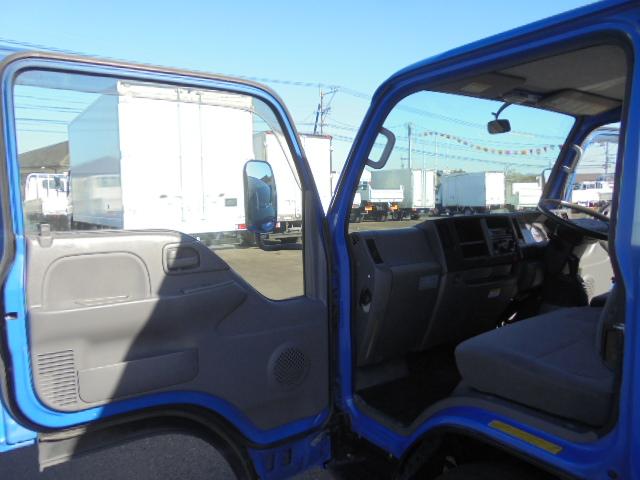 2010 Mazda Titan – thumbnail 3