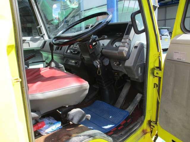 1986 Isuzu Forward – thumbnail 2