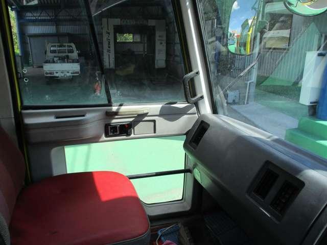 1986 Isuzu Forward – thumbnail 4