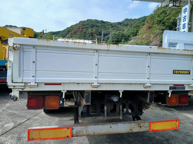 2006 Isuzu Forward – thumbnail 4