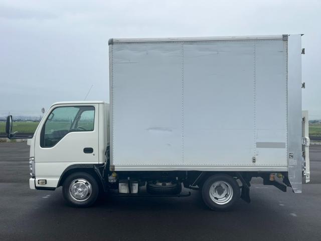 2011 Mazda Titan – thumbnail 3