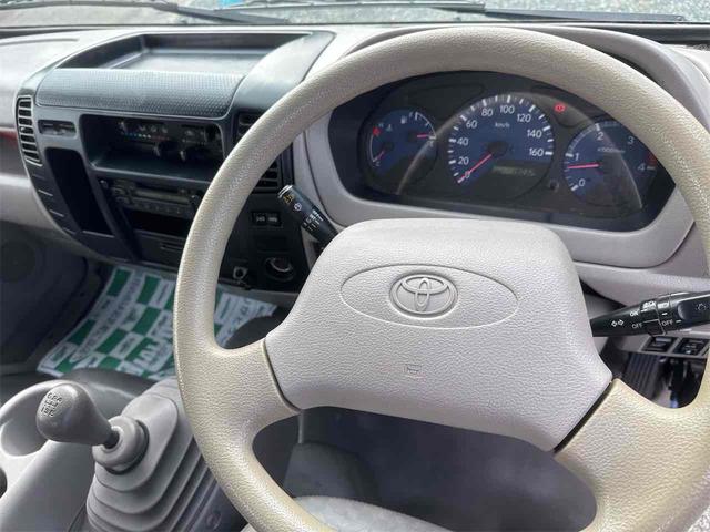 2001 Toyota Dyna – thumbnail 3
