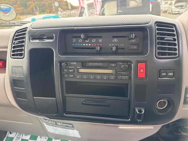 2001 Toyota Dyna – thumbnail 4