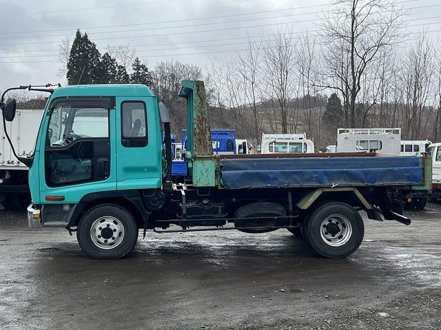 2006 Isuzu Forward – thumbnail 3