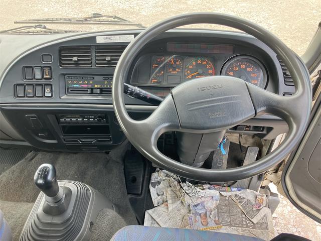 2006 Isuzu Forward – thumbnail 2