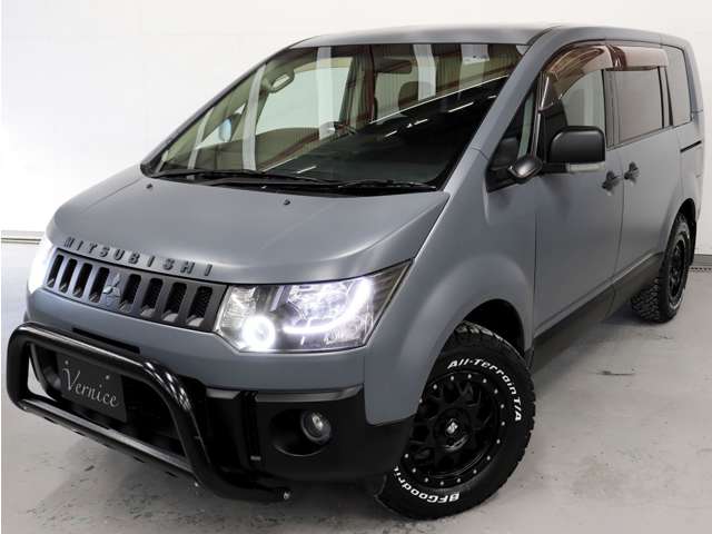 2007 Mitsubishi Delica D:5 – thumbnail 2