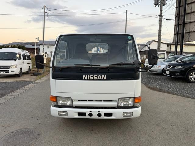 1994 Nissan Atlas – thumbnail 2