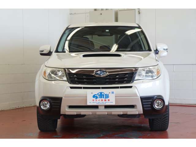 2011 Subaru Forester – thumbnail 2