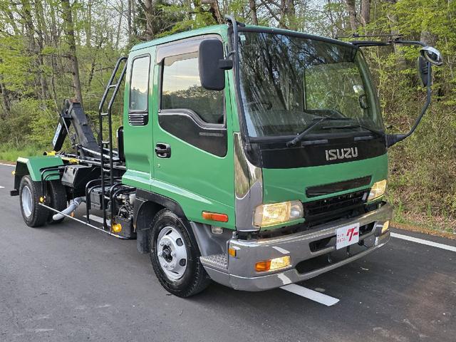 2005 Isuzu Forward – thumbnail 2