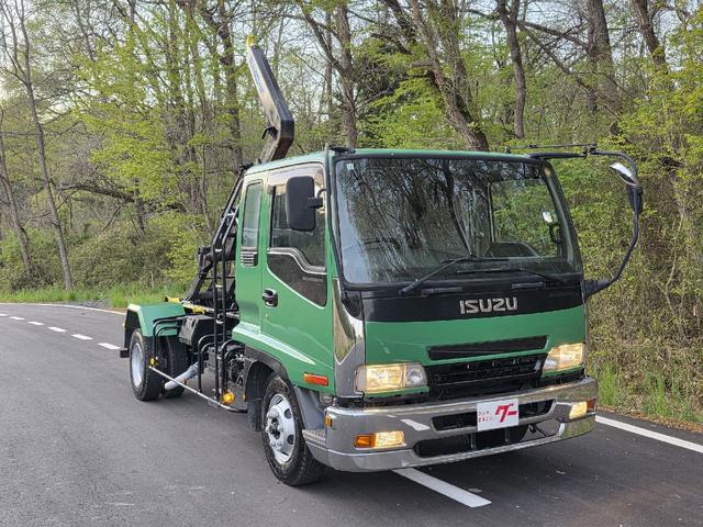 2005 Isuzu Forward – thumbnail 4